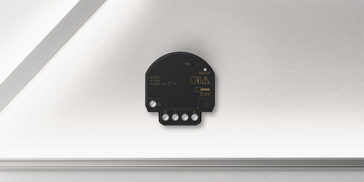 JUNG HOME Jalousieaktor Mini bei Elektro Spahr GmbH in Treuchtlingen