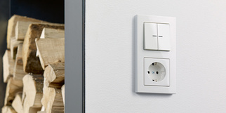 JUNG KNX Taster F 10 bei Elektro Spahr GmbH in Treuchtlingen